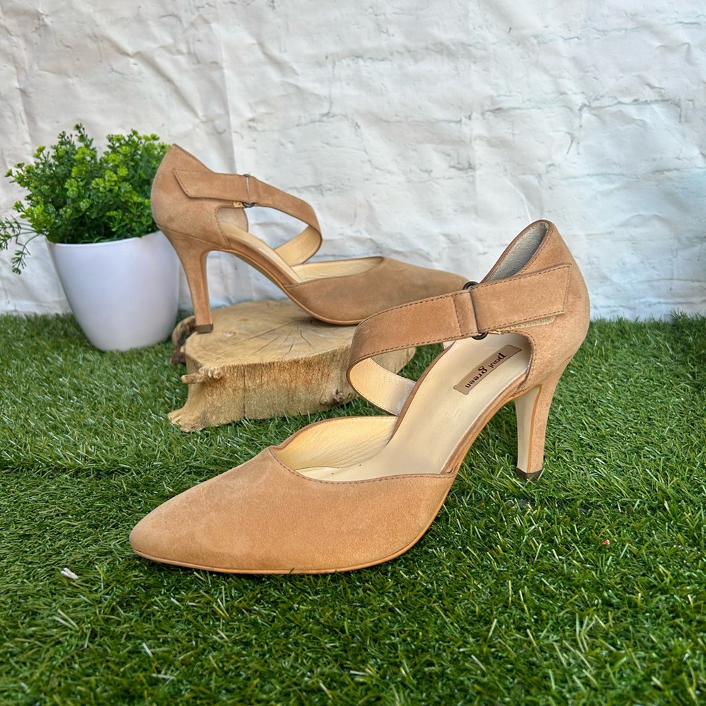 Paul Green D'orsay Desire Beige Suede Pumps
Uk Size 7 -Us Size 9.5 NEW